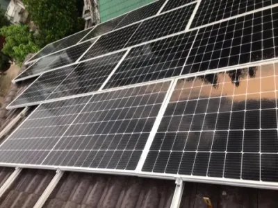 1114 고전력 중국 공장 A등급 Solarzellenpanel 400W 500W 600W 144 Zellen Perc PV-Energiemodulprodukte
